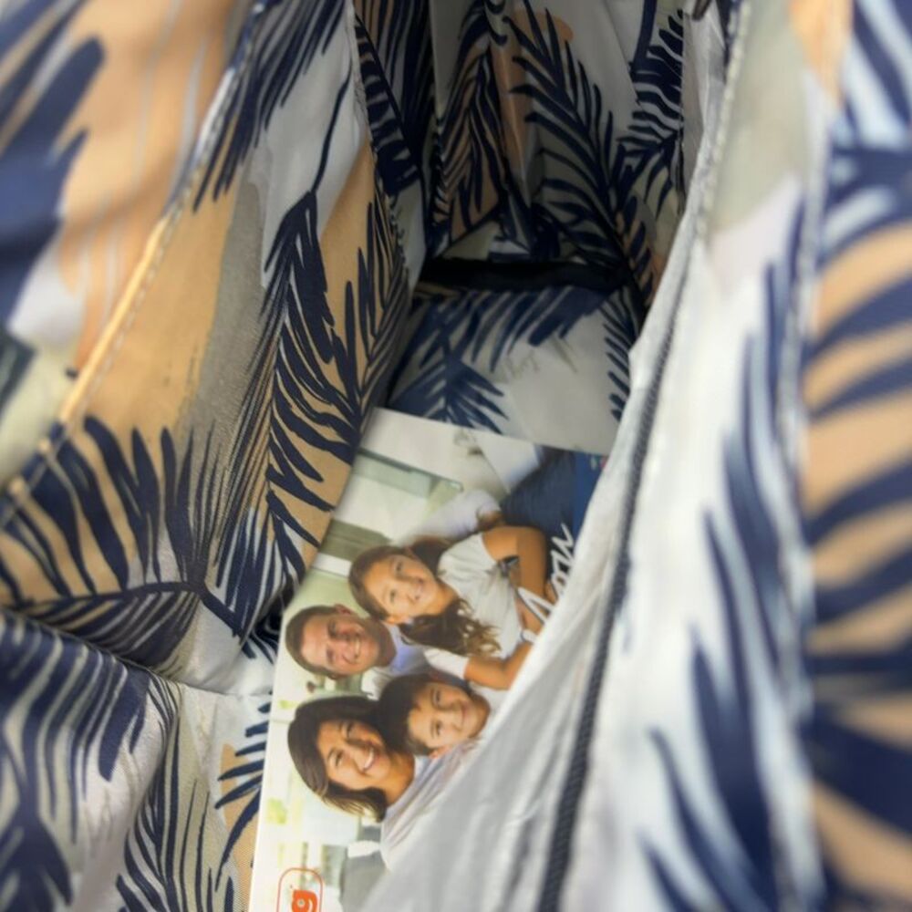 lug Skyliner Tote Bag - Picture 6 of 6